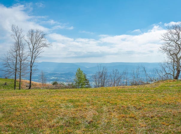 River Bluffs Drive, Jasper, TN 37347