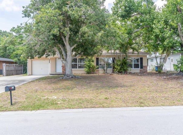 1542 CARROLL STREET, CLEARWATER, FL 33755