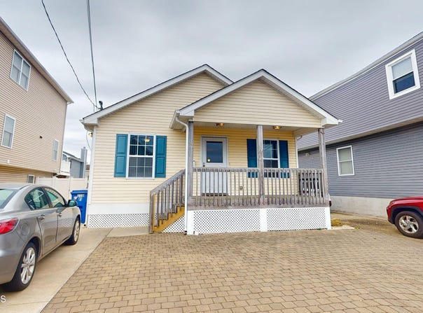 110 6th Avenue, Ortley Beach, NJ 08751