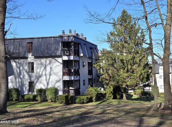 1312 Stembogan, 127 E Valley Point Lane, Claysburg, PA 16625