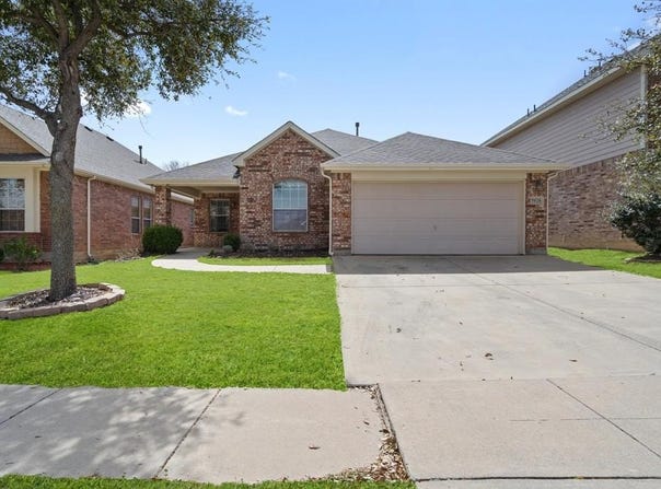 5028 Gadsden Avenue, Fort Worth, TX 76244