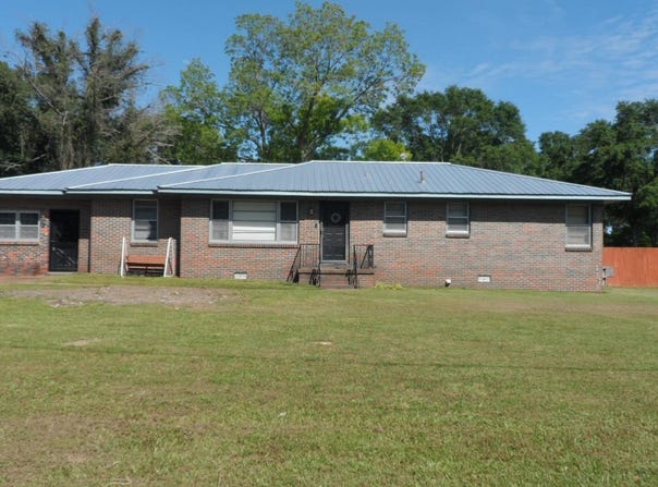 370 Riverside Drive, Gadsden, AL 35903