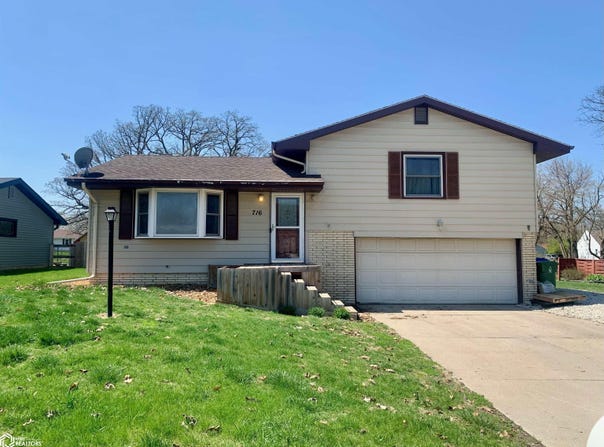 716 S Locust Street, Jefferson, IA 50129