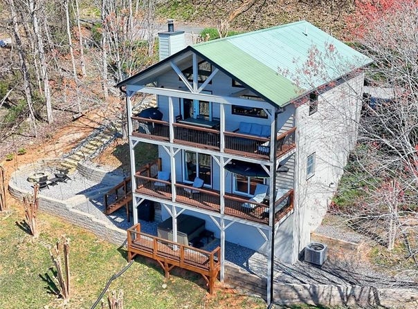 182 DOE Trail, Hiawassee, GA 30546