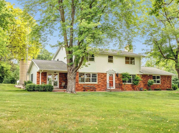666 W MAIN Street, WAUTOMA, WI 54982
