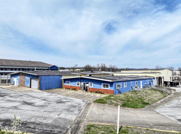 965 E Andrew Johnson Highway, Greeneville, TN 37745