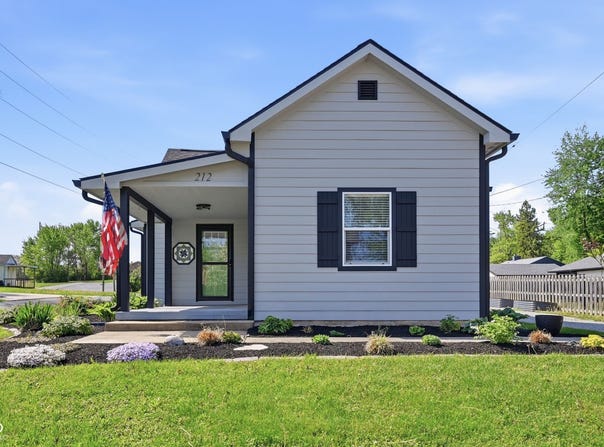 212 E Madison Avenue, Pendleton, IN 46064