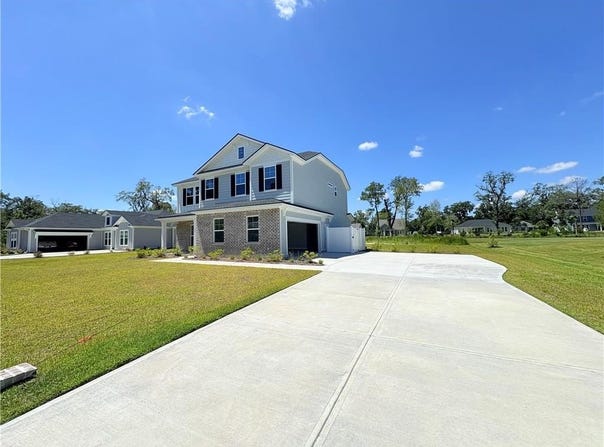 35 Fairwinds Drive, Waverly, GA 31565