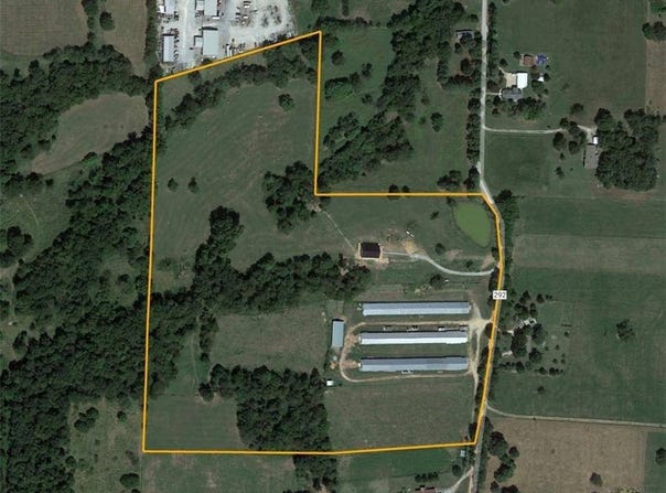 12041 Robin, Gentry, AR 72734