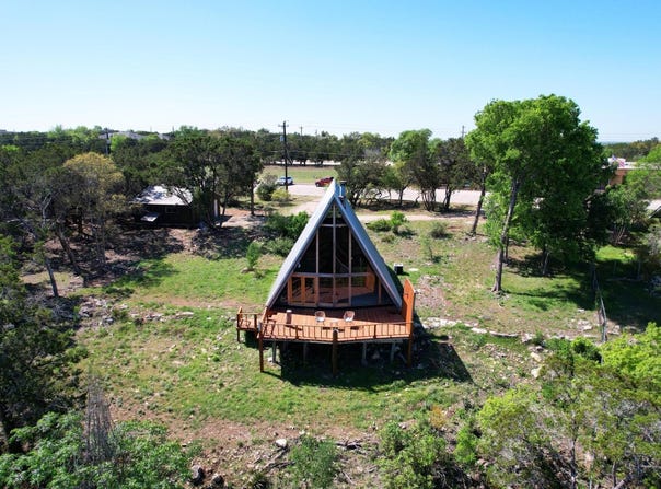 20802 Dawn DR, Lago Vista, TX 78645
