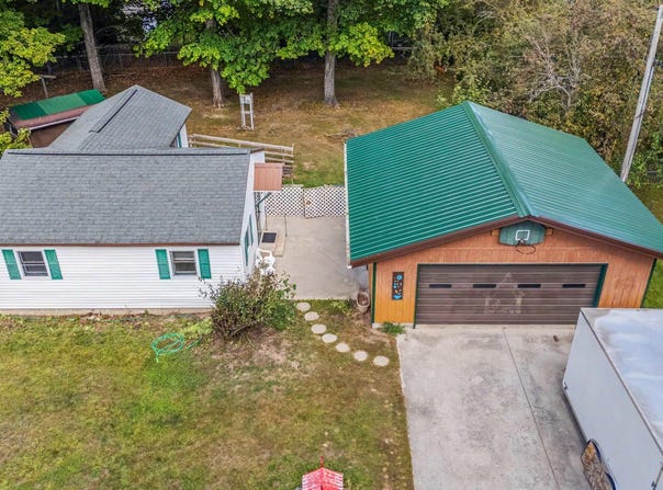 9640 W Dusty Lane, Manistique, MI 49854