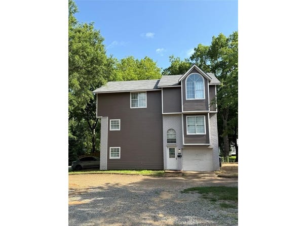 2222 Thornhill Avenue, Shreveport, LA 71104