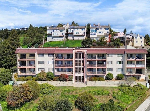 2500 Miramar Ave, Castro Valley, CA 94546