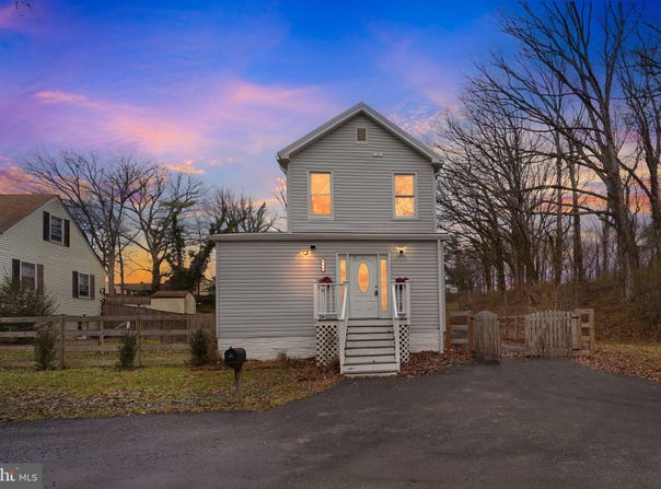 418 1ST Avenue, HALETHORPE, MD 21227