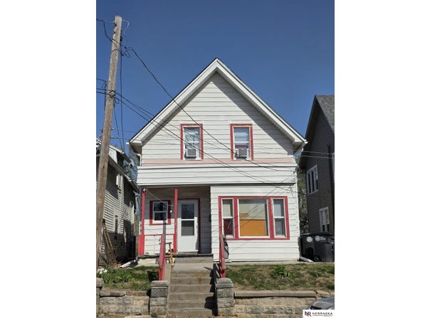 3003 S 16th Street, Omaha, NE 68108