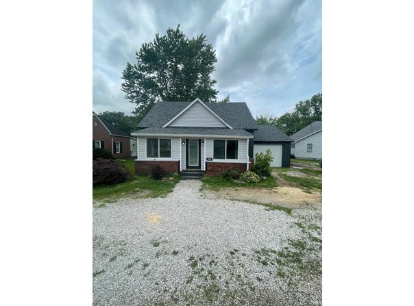 310 S Jefferson Street, Bicknell, IN 47512