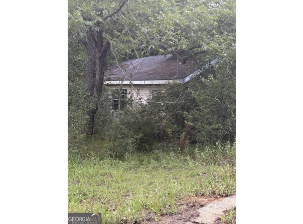 101 Sawyer Circle, Fitzgerald, GA 31750