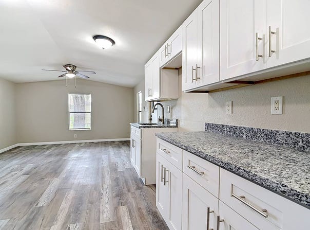 431 Heron Hollow, Plant City, FL 33565