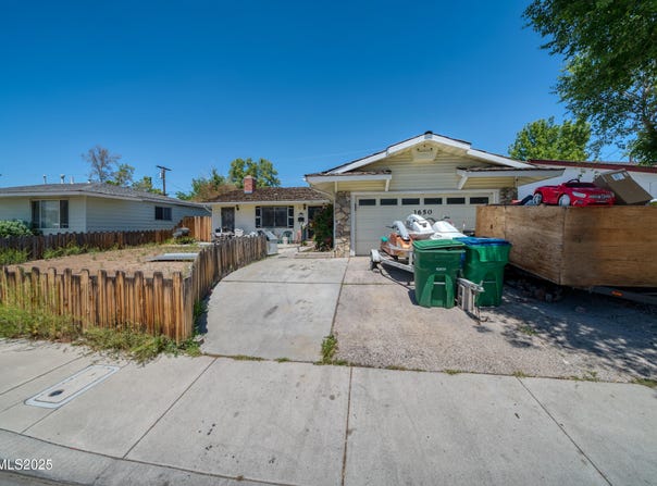 1650 Trabert Way, Sparks, NV 89431