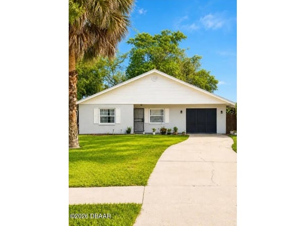 93 Glass Court, Port Orange, FL 32129