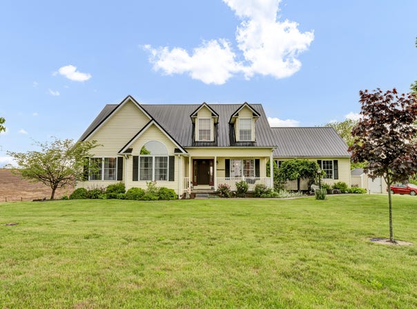 223 Kidwell Road, Ewing, KY 41039