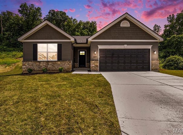 684 Fox Creek Drive, MO 63026
