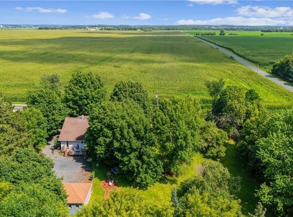 1806 100th Avenue, Garfield Twp, WI 54009