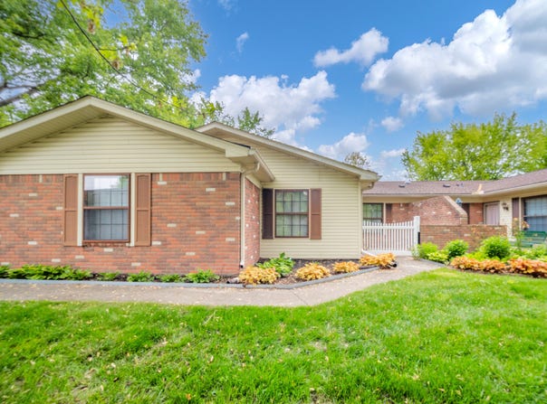 4316 London Court, Anderson, IN 46013