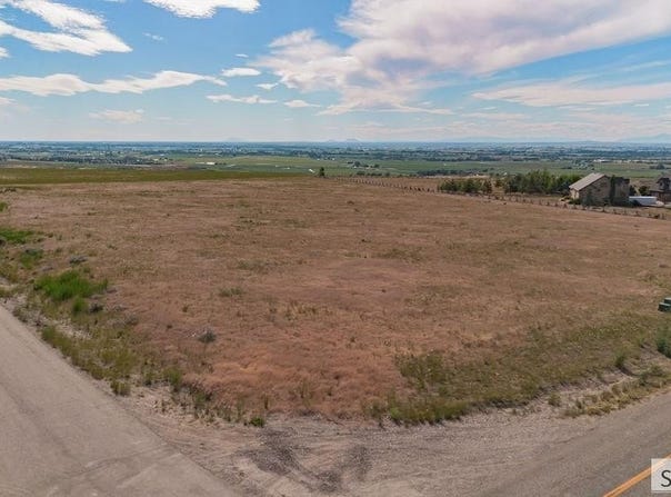 4633 Cast Iron Road, Idaho Falls, ID 83206