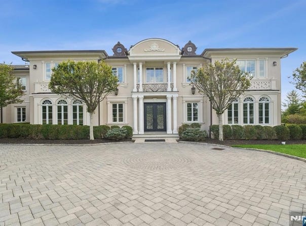144 Truman Drive, Cresskill, NJ 07626