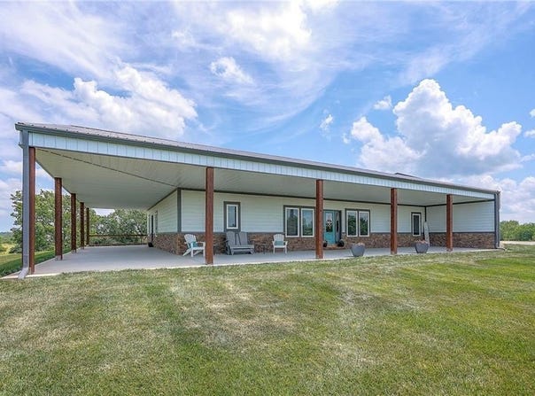 11605 E 261st Street, Peculiar, MO 64078