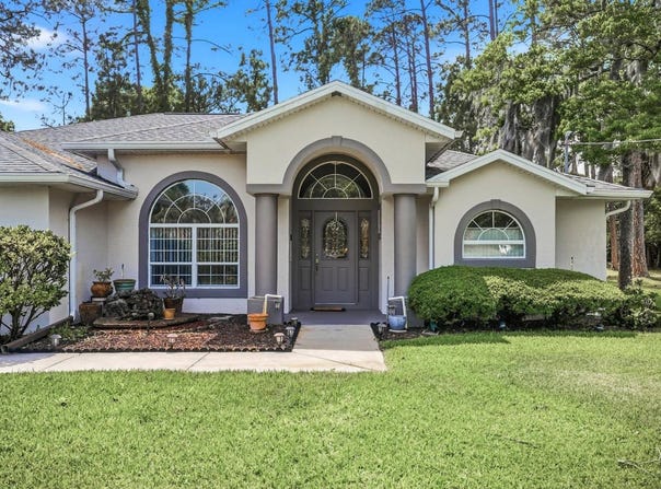 41 Webb Ln, Palm Coast, FL 32164