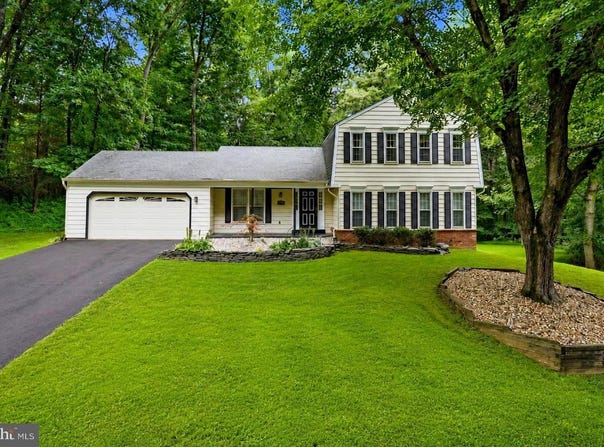 6121 QUEENS BRIGADE Court, FAIRFAX, VA 22030