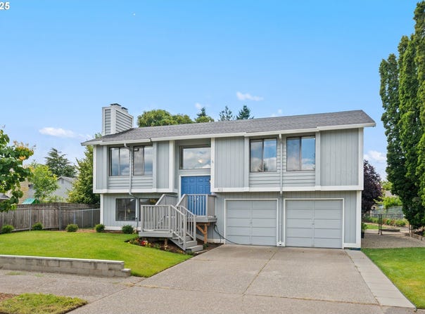 812 SE OLYMPIA DR, Vancouver, WA 98683