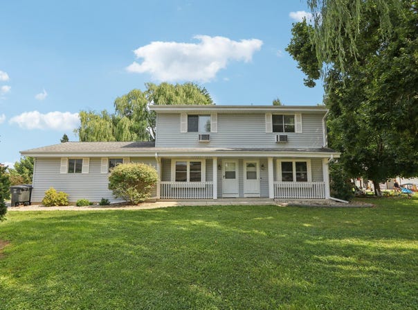 713 Aber Ct, Waterford, WI 53185