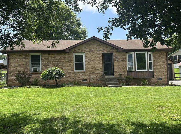 525 Old Hartsville Road, Scottsville, KY 42164