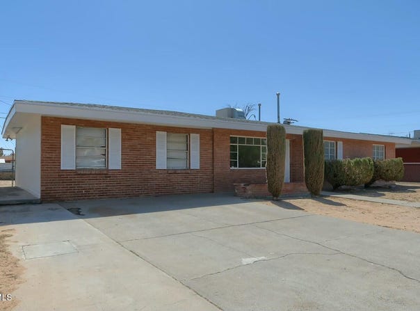 2808 HAWICK Road, El Paso, TX 79925