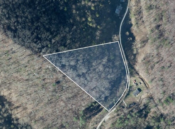Hardshell Caney Road, Lost Creek, KY 41348