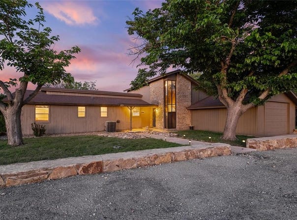 691 County Road 611, Brownwood, TX 76801