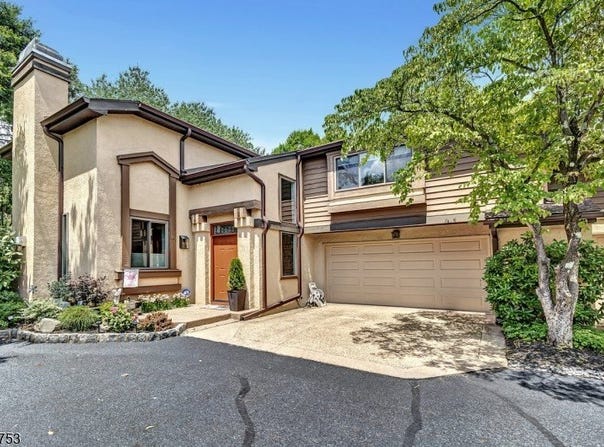 107 Sayre Dr, Plainsboro Twp., NJ 08540-5873