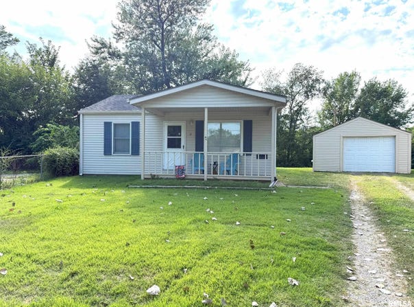 17 LILAC Lane, Springfield, IL 62702