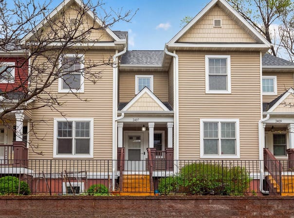 2407 16th Avenue S, Minneapolis, MN 55404