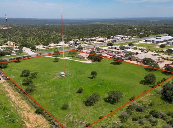 5526 N US Highway 281, Marble Falls, TX 78654