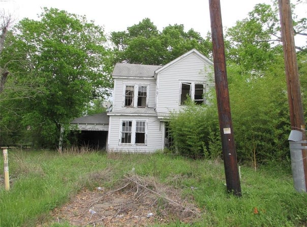 111 W Anders Street W, Marlin, TX 76661