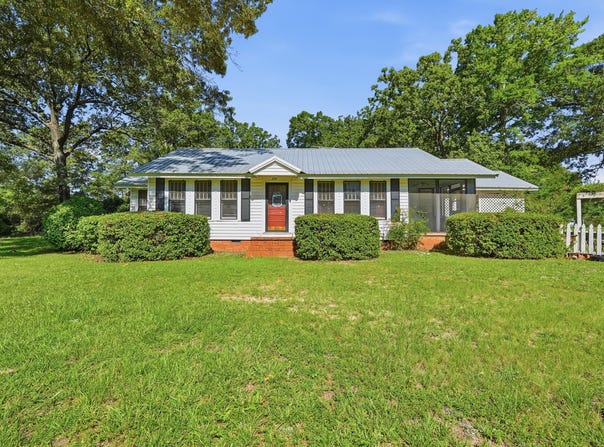 23774 Fourth Avenue, Florala, AL 36442