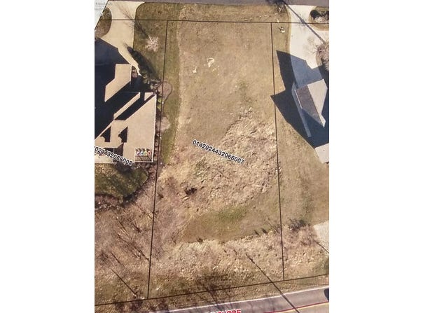 2423 Split Rock Drive, Marblehead, OH 43440