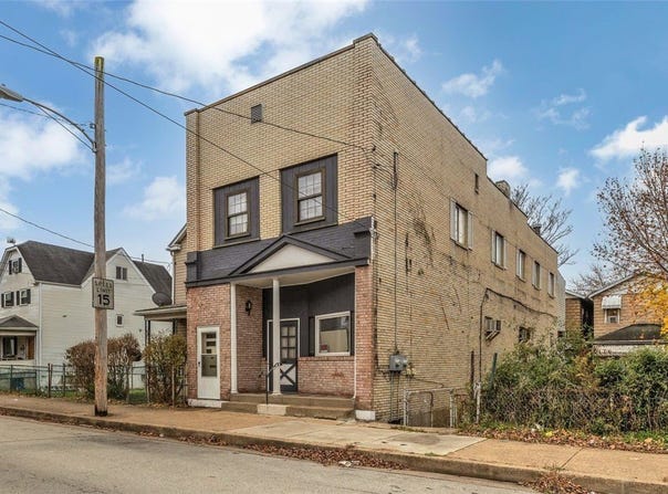 1421 5th Ave, Arnold, PA 15068