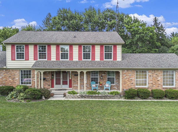 486 Charing Cross Drive, Grand Blanc, MI 48439