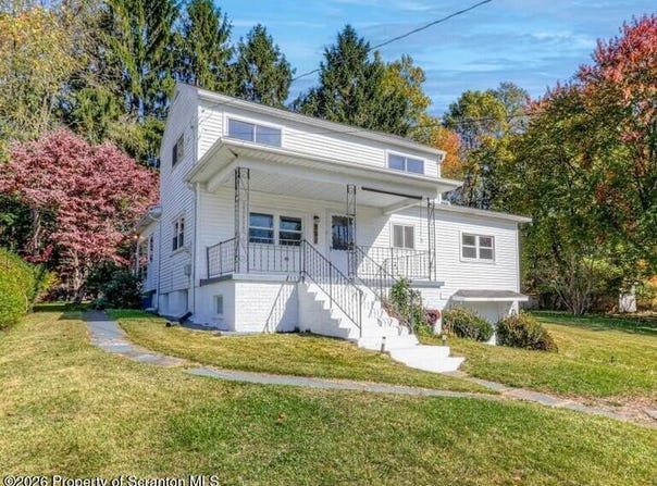 352 River Street, Old Forge, PA 18518