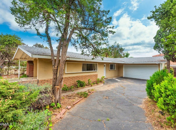 15546 Olden Street, Sylmar, CA 91342